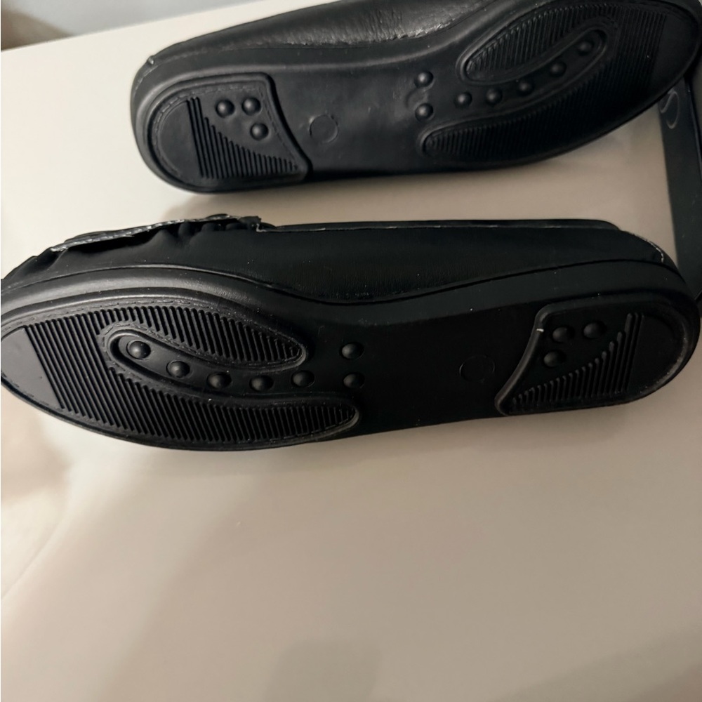 Valley Lane Black Moccasins with Bead Accents “BRAND NEW” - Picture 4 of 4